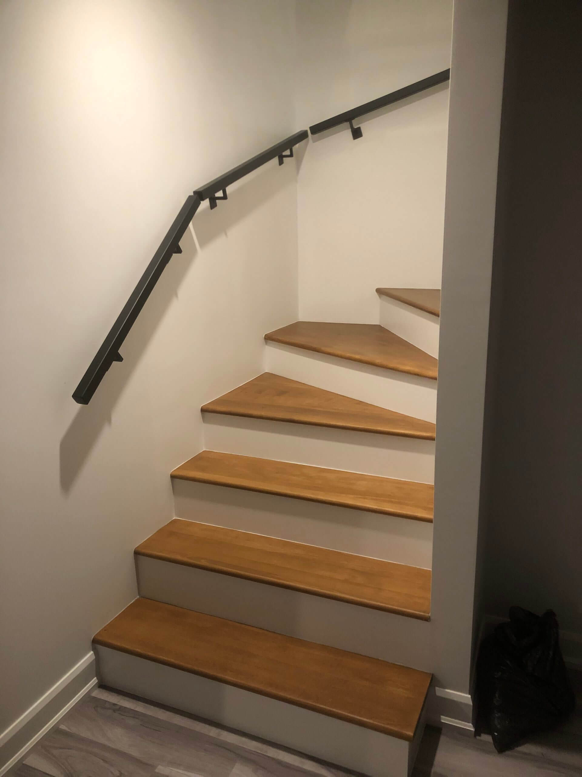 black Handrail Bracket