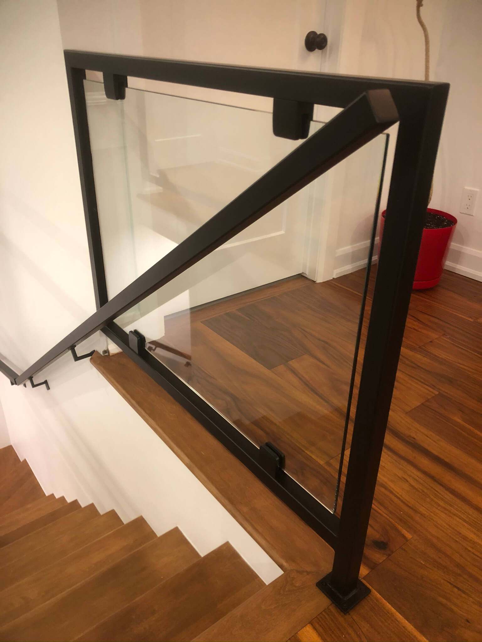 interior glass railing 04