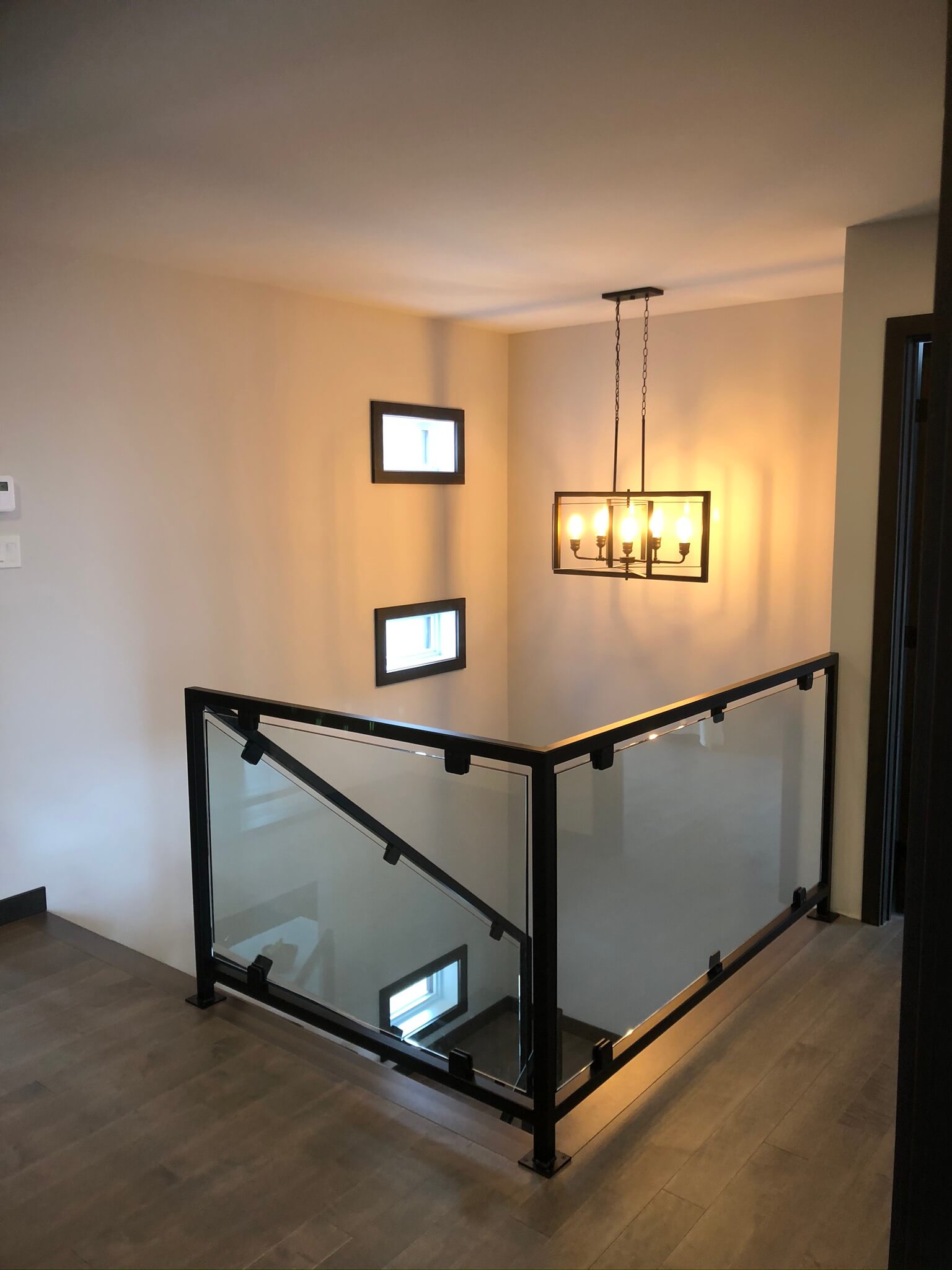 glass interior railing 02