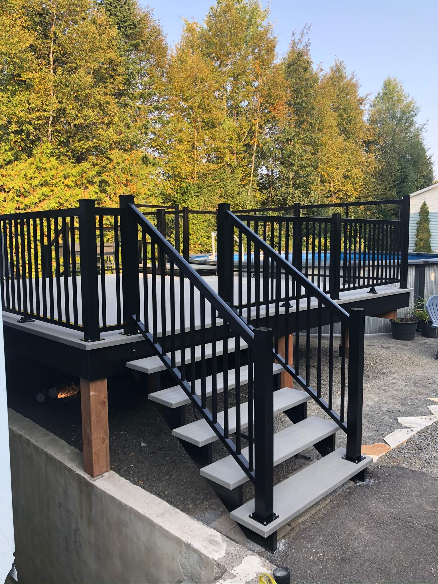 black aluminum railing