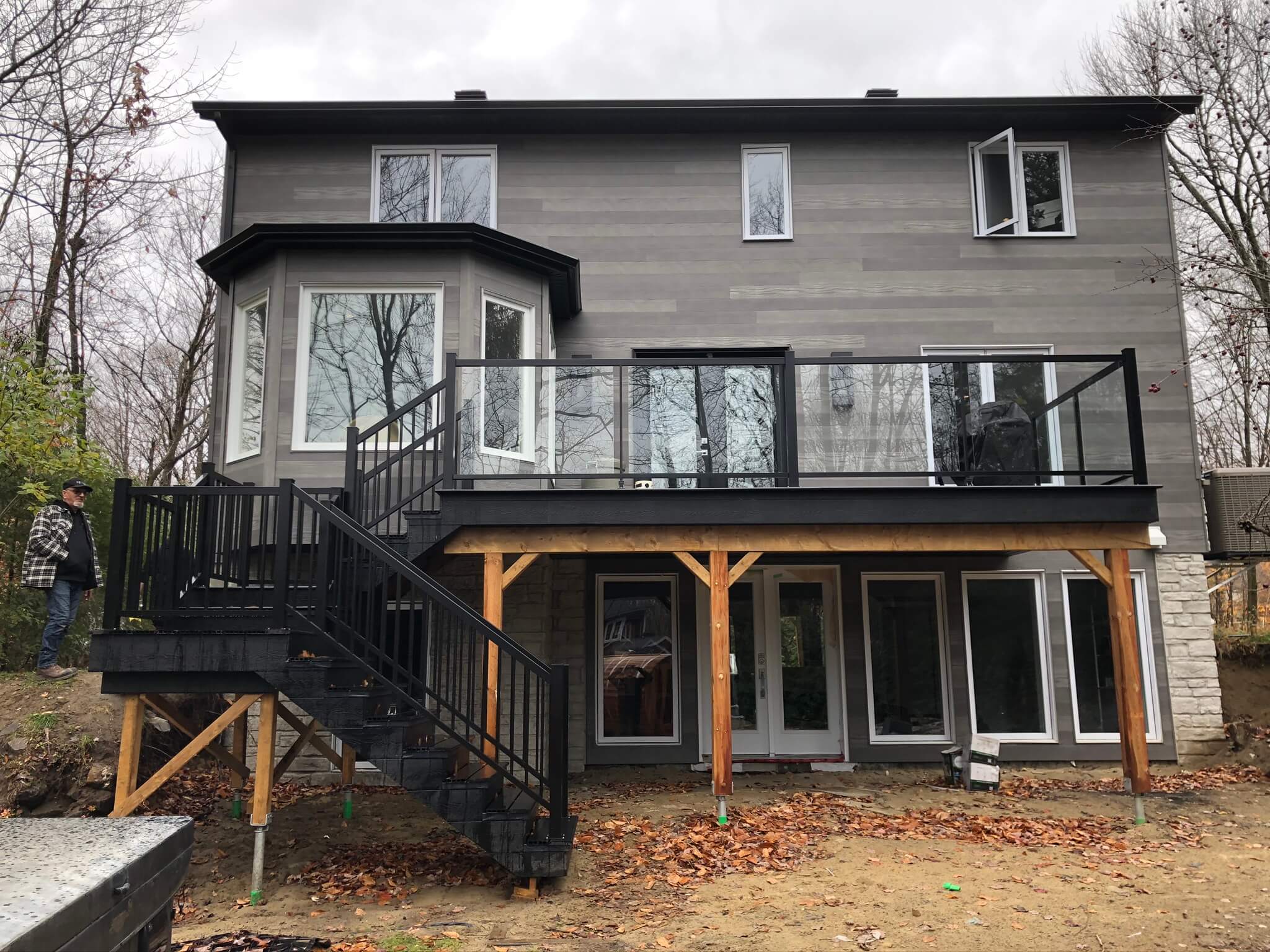 balcony black aluminum framing