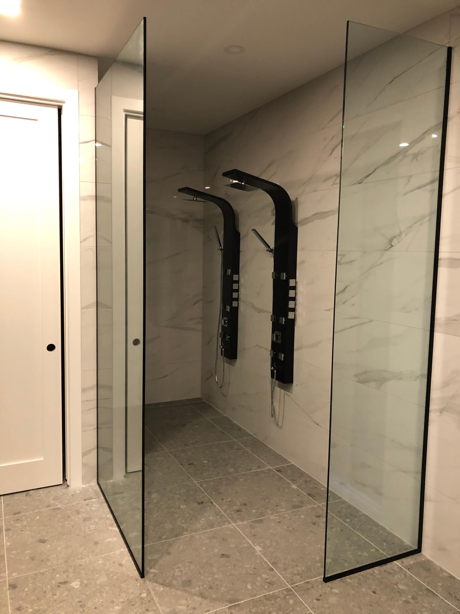 Glass shower in Lorraine